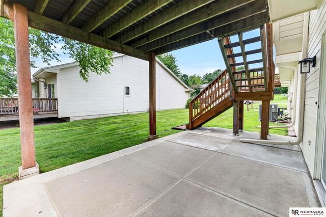 6608 S 165 th Avenue, Omaha, NE 68135
