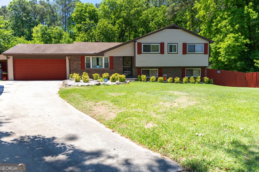 2529 Weston Court, Morrow, GA 30260