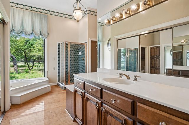 704 McMakin Road, Bartonville, TX 76226