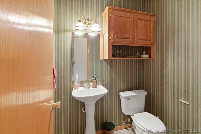 2045 Aspen, Tahlequah, OK 74464