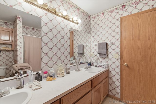 2045 Aspen, Tahlequah, OK 74464