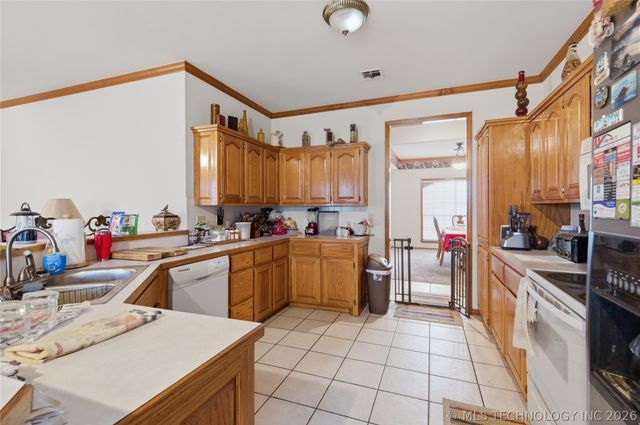 2045 Aspen, Tahlequah, OK 74464