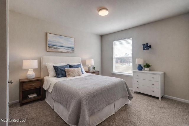 2200 Magazine Street, Ocean Springs, MS 39564