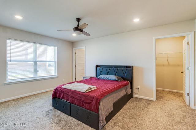 2200 Magazine Street, Ocean Springs, MS 39564