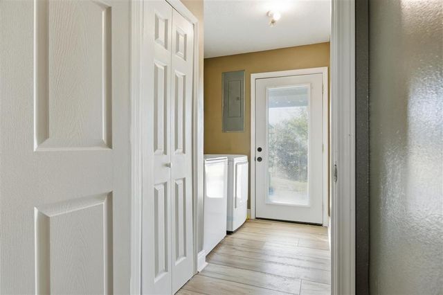 217 Calcasieu Avenue, Lake Charles, LA 70611