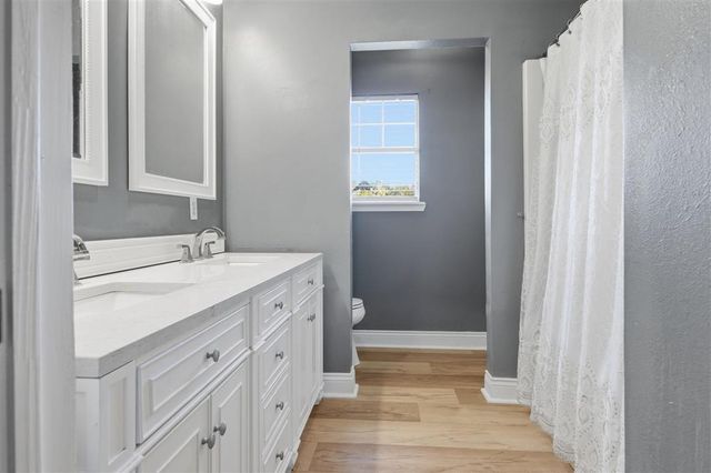 217 Calcasieu Avenue, Lake Charles, LA 70611