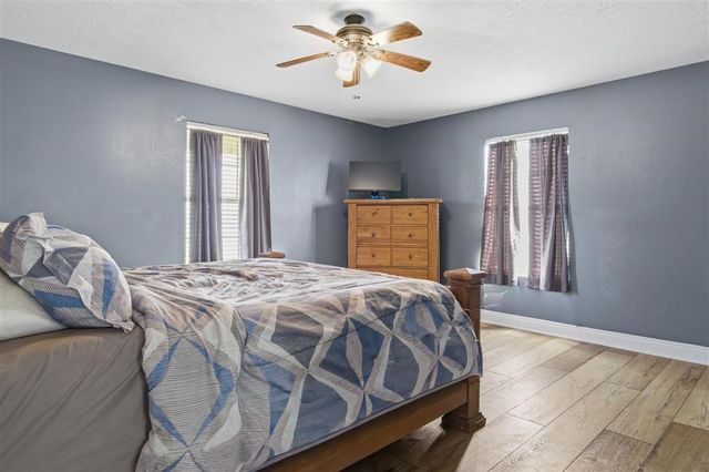 217 Calcasieu Avenue, Lake Charles, LA 70611