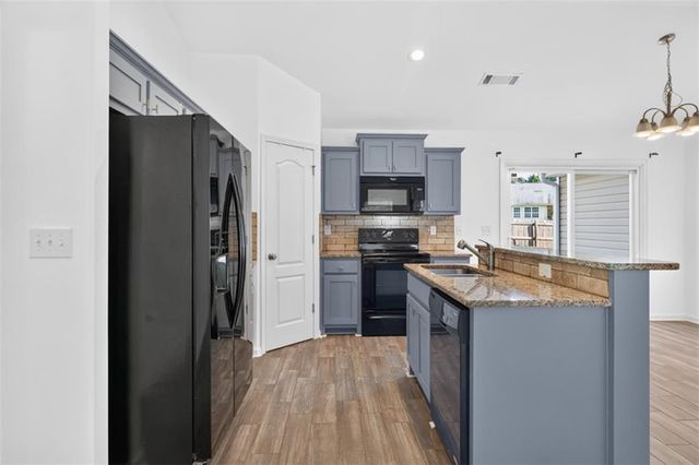 2115 Crown Park Drive, Winder, GA 30680