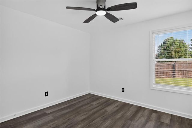 2115 Crown Park Drive, Winder, GA 30680