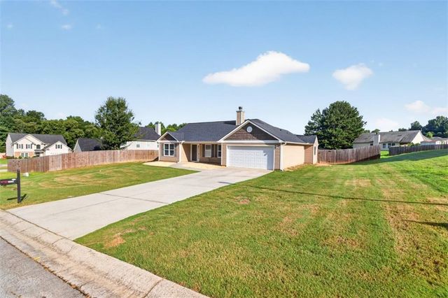2115 Crown Park Drive, Winder, GA 30680