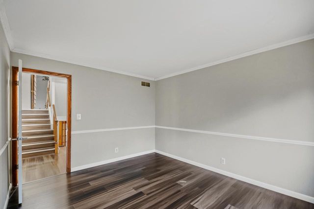 2003 S Valley Spring DRIVE, New Berlin, WI 53151