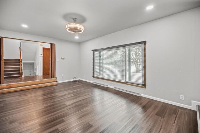 2003 S Valley Spring DRIVE, New Berlin, WI 53151