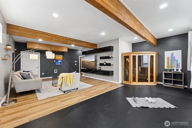 6720 Soundview Drive NE, Tacoma, WA 98422