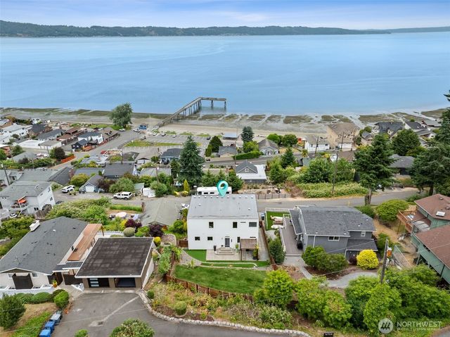 6720 Soundview Drive NE, Tacoma, WA 98422