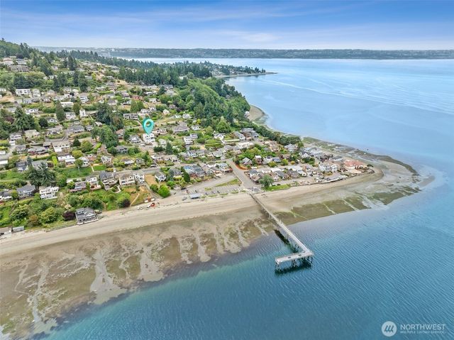 6720 Soundview Drive NE, Tacoma, WA 98422