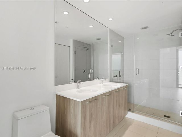 501 NE 31st St 1703, Miami, FL 33137