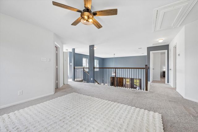 2036 Twin Lakes Boulevard, West Columbia, TX 77486