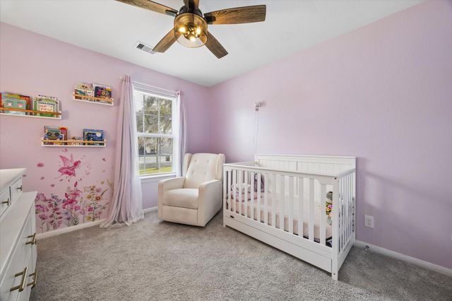 2036 Twin Lakes Boulevard, West Columbia, TX 77486