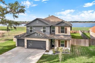 2036 Twin Lakes Boulevard, West Columbia, TX 77486