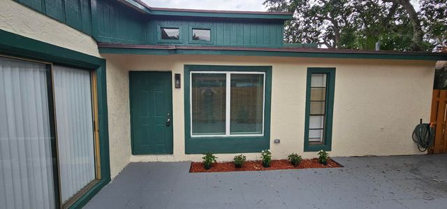 1016 Manor Drive 5c, Palm Springs, FL 33461