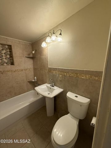 5034 E 24th Street, Tucson, AZ 85711