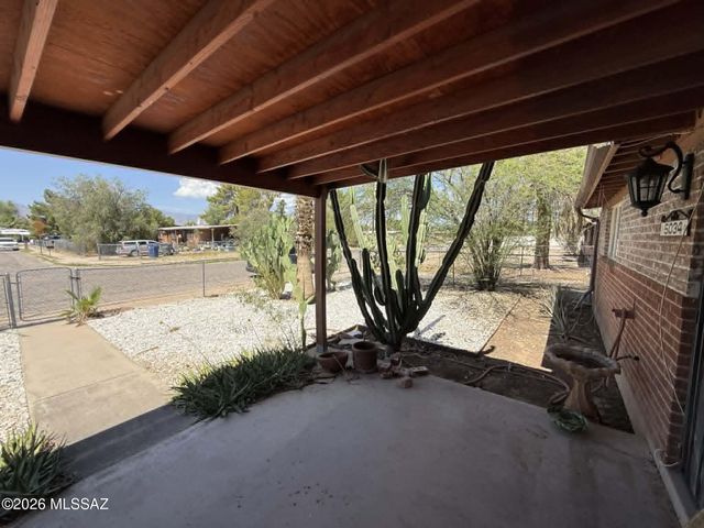 5034 E 24th Street, Tucson, AZ 85711