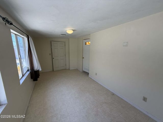 5034 E 24th Street, Tucson, AZ 85711