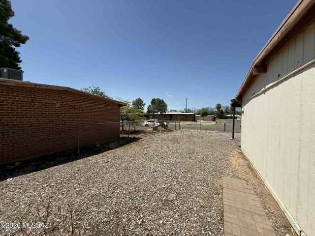 5034 E 24th Street, Tucson, AZ 85711