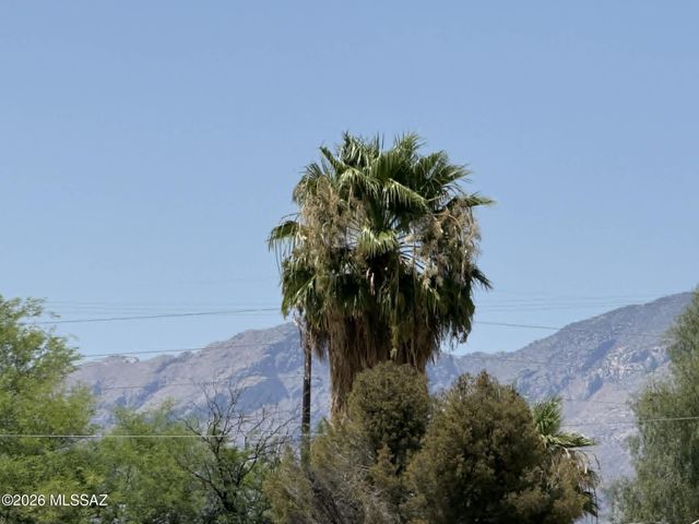 5034 E 24th Street, Tucson, AZ 85711
