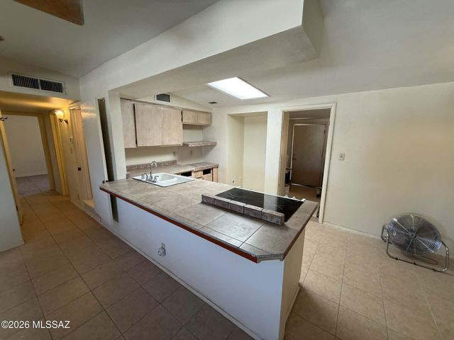 5034 E 24th Street, Tucson, AZ 85711