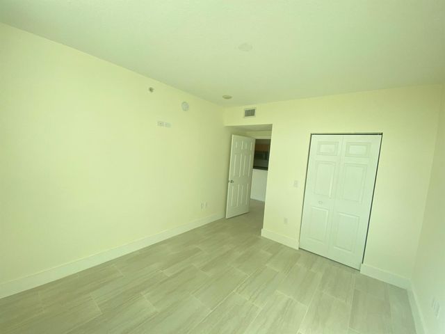 100 NE 6th Street 204, Boynton Beach, FL 33435