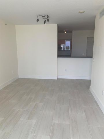 100 NE 6th Street 204, Boynton Beach, FL 33435