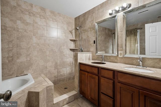 8409 TACKHOUSE LOOP, Gainesville, VA 20155