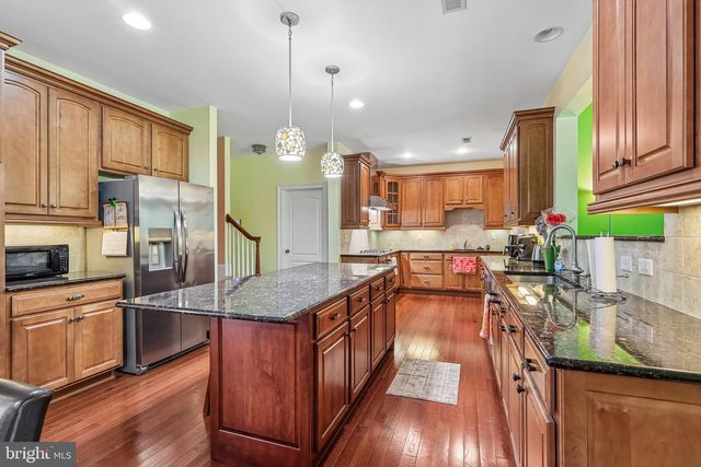 514 CHARIOT CT, Wilmington, DE 19808