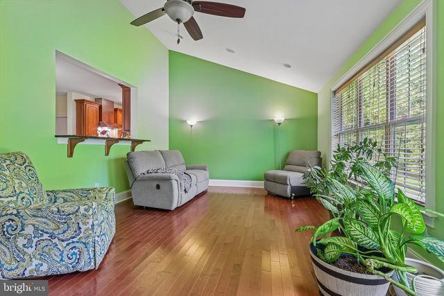514 CHARIOT CT, Wilmington, DE 19808