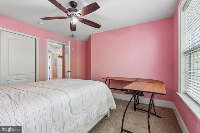 514 CHARIOT CT, Wilmington, DE 19808
