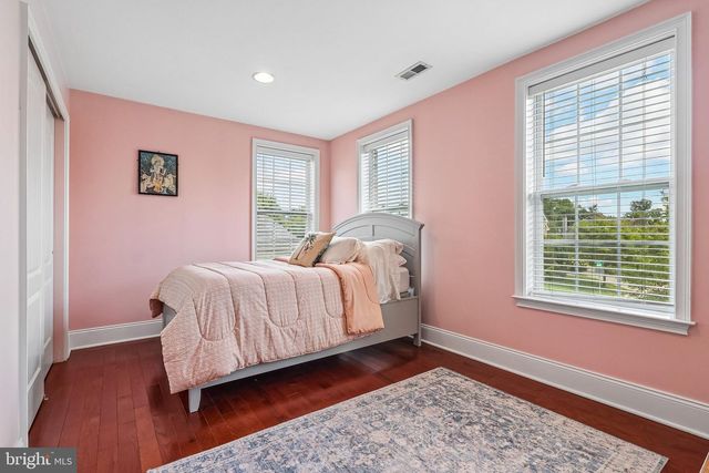 514 CHARIOT CT, Wilmington, DE 19808
