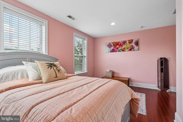 514 CHARIOT CT, Wilmington, DE 19808