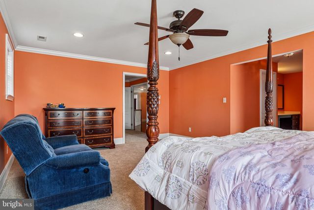 514 CHARIOT CT, Wilmington, DE 19808