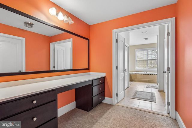 514 CHARIOT CT, Wilmington, DE 19808