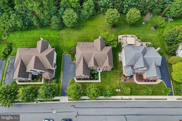 514 CHARIOT CT, Wilmington, DE 19808