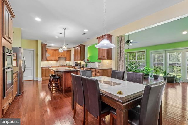 514 CHARIOT CT, Wilmington, DE 19808