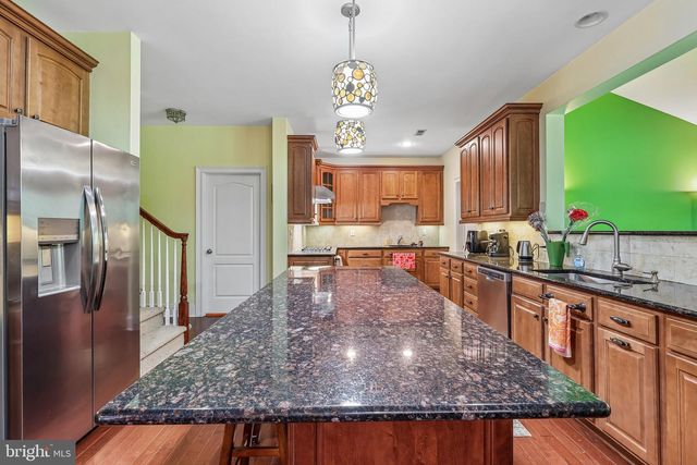 514 CHARIOT CT, Wilmington, DE 19808