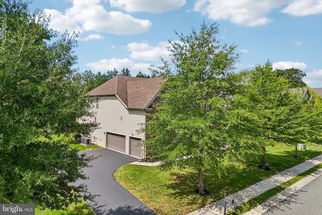 514 CHARIOT CT, Wilmington, DE 19808