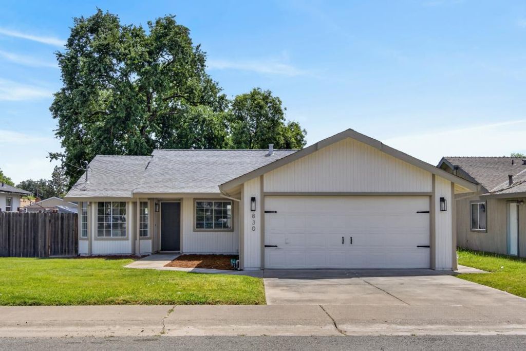 830 O St, Rio Linda, CA 95673