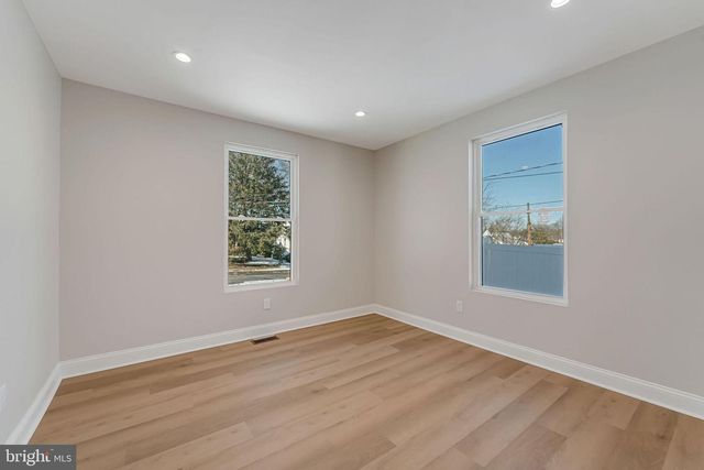 23 CAROLINA AVE, Cherry Hill, NJ 08003