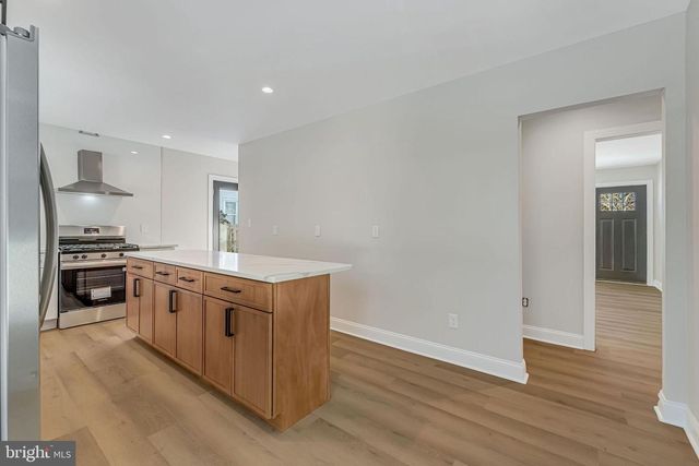 23 CAROLINA AVE, Cherry Hill, NJ 08003