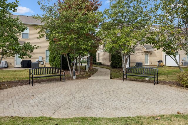 4014 Cannonsgate Ln, Murfreesboro, TN 37128