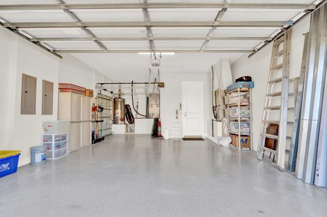 528 Les Jardin Drive, Palm Beach Gardens, FL 33410