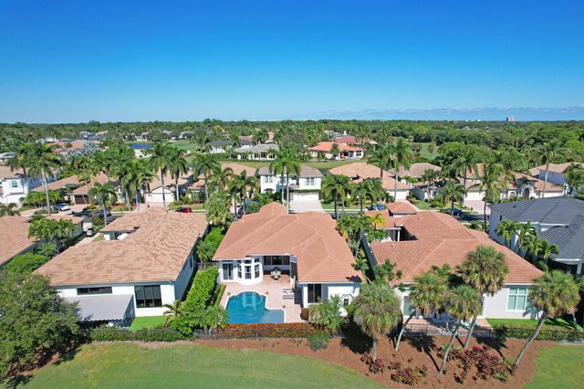 528 Les Jardin Drive, Palm Beach Gardens, FL 33410